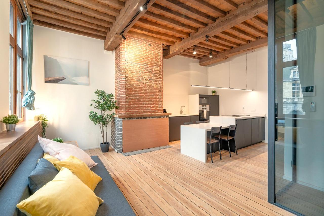 The Hendrik Square Residence Anversa Esterno foto