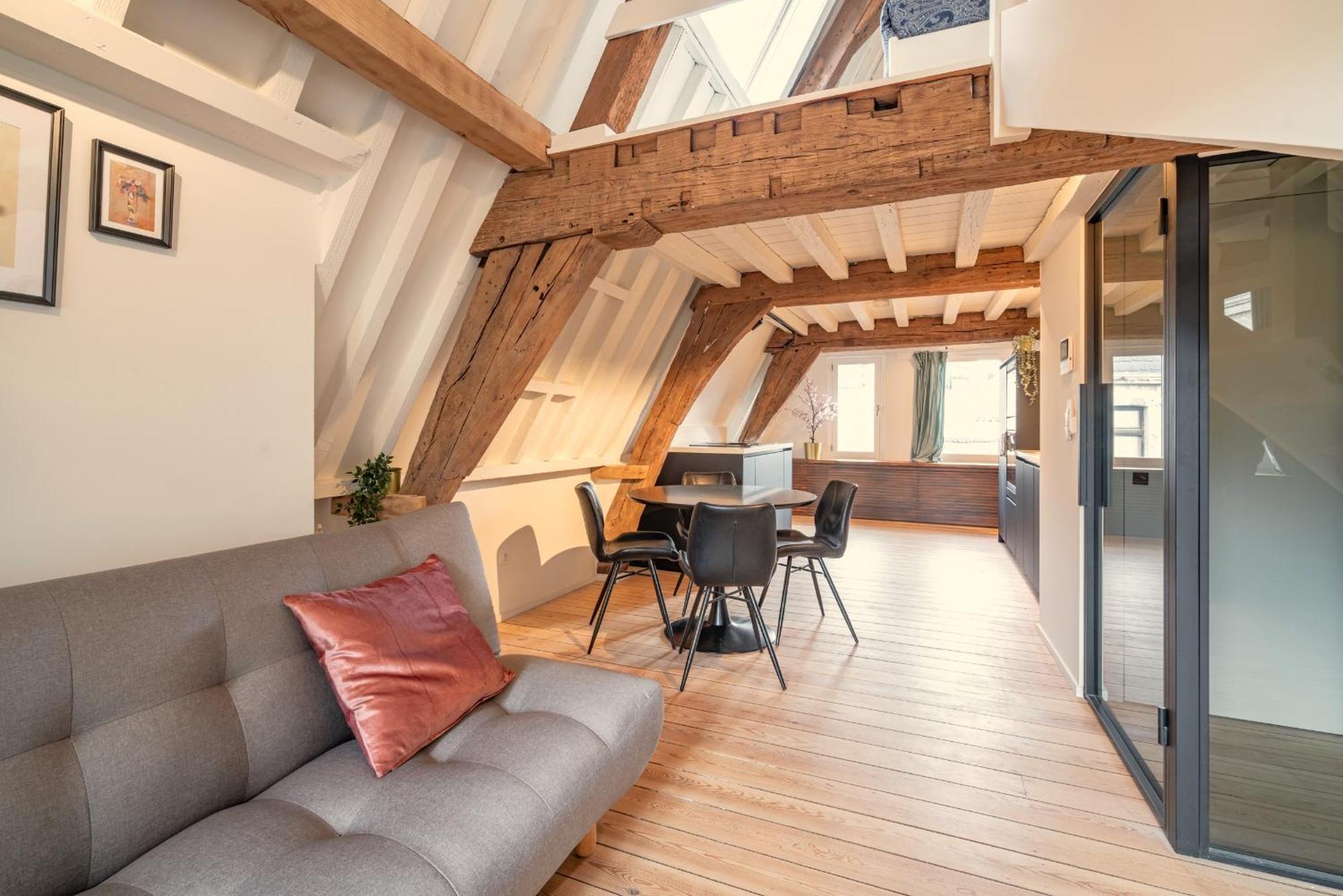 The Hendrik Square Residence Anversa Esterno foto